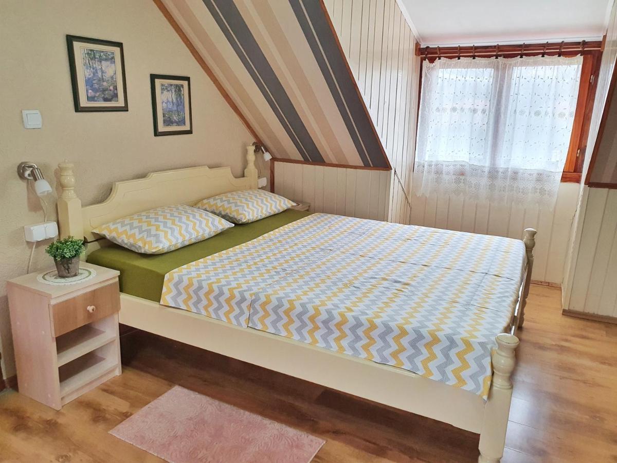 Apartments Gruda เซทินเจ ภายนอก รูปภาพ